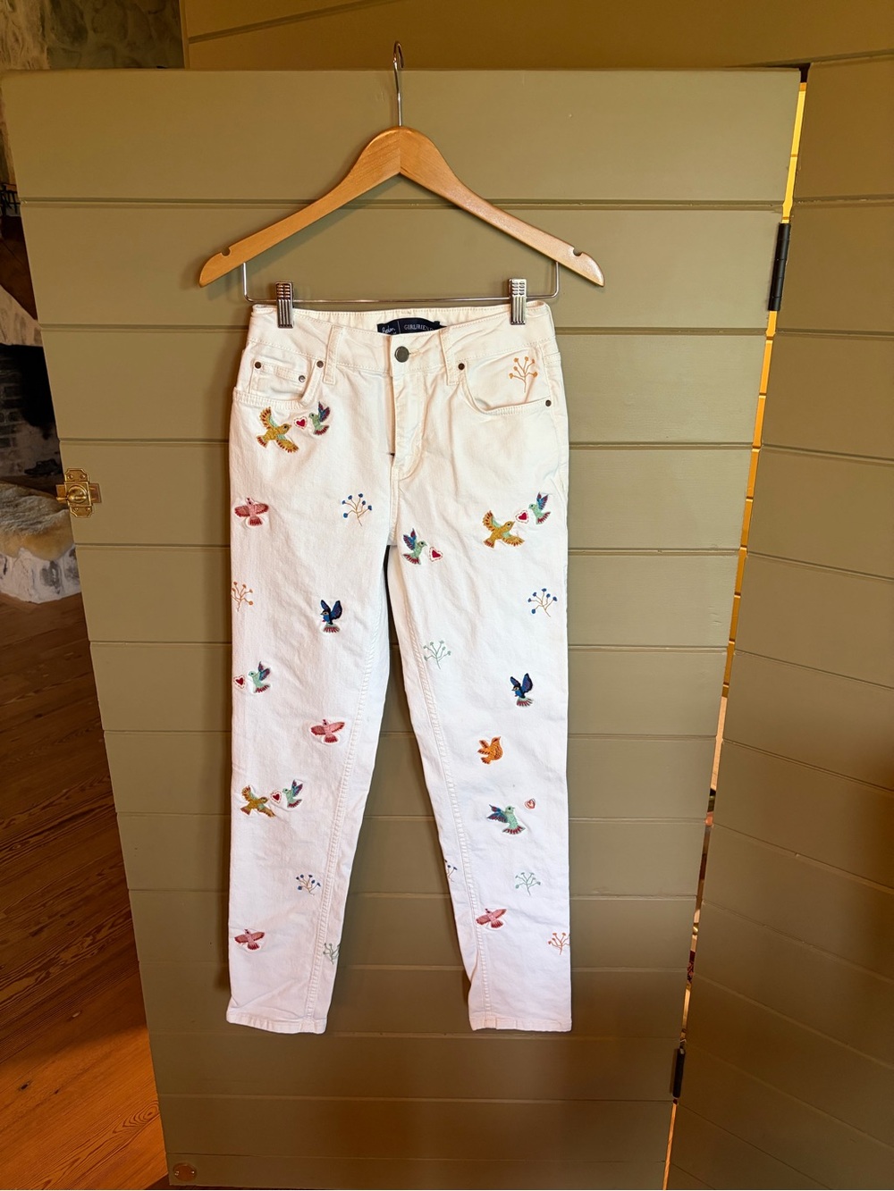 Biden White Embroidered Women Jeans with Multicolor Bird Motif